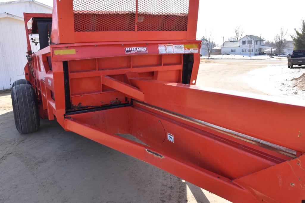 Kuhn Knight 2044 ProPush manure spreader