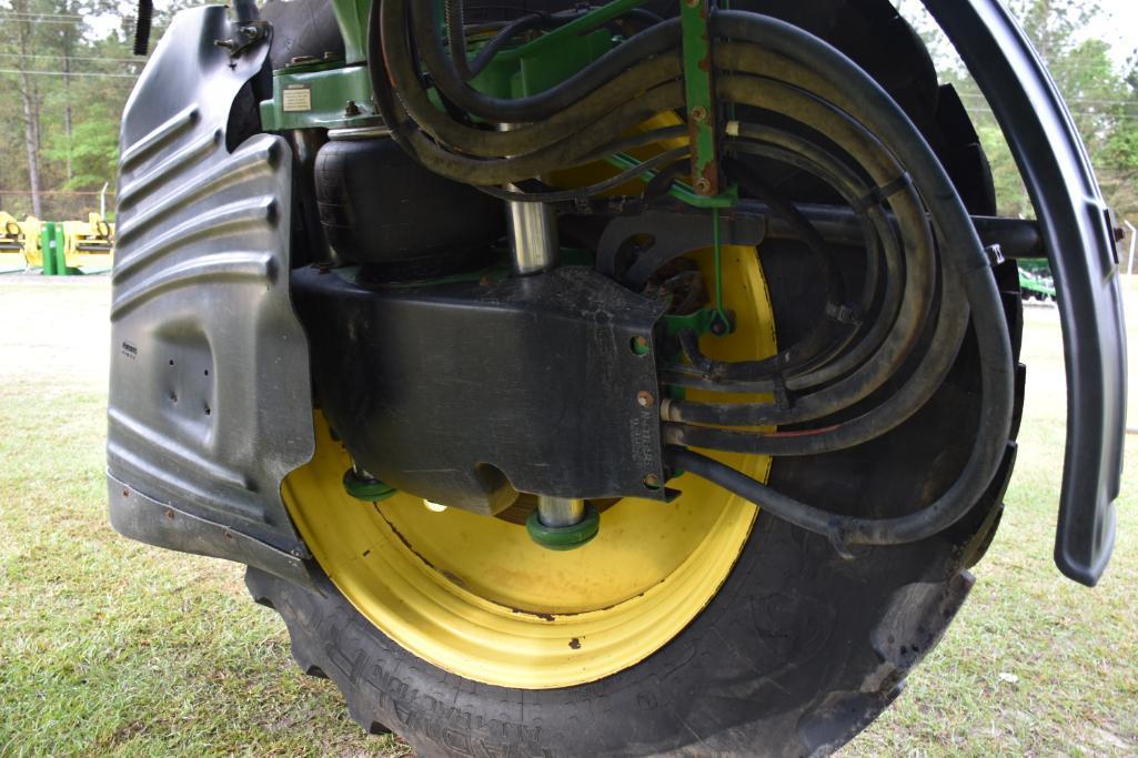 2015 John Deere R4030 self-propelled sprayer