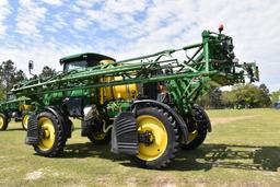 2015 John Deere R4030 self-propelled sprayer