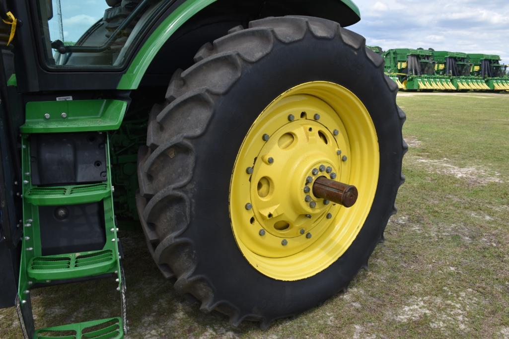 2018 John Deere 7250R MFWD tractor