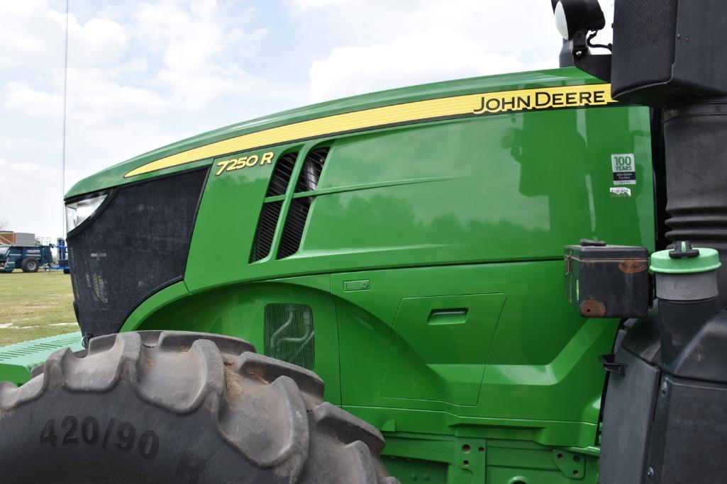 2018 John Deere 7250R MFWD tractor