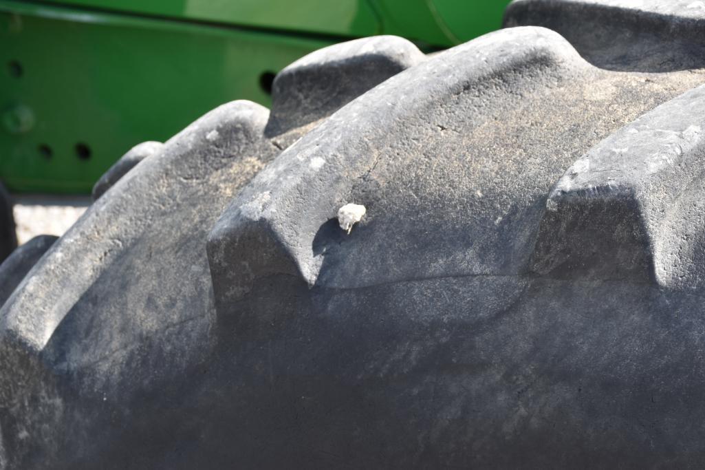 2015 John Deere 6125R MFWD tractor