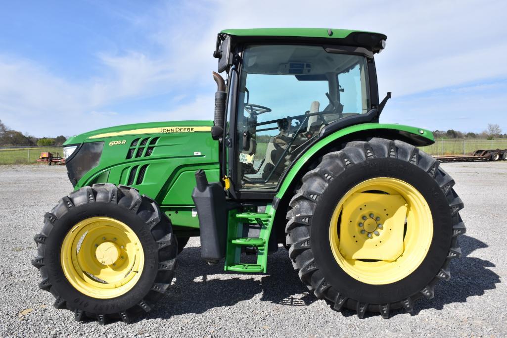2015 John Deere 6125R MFWD tractor