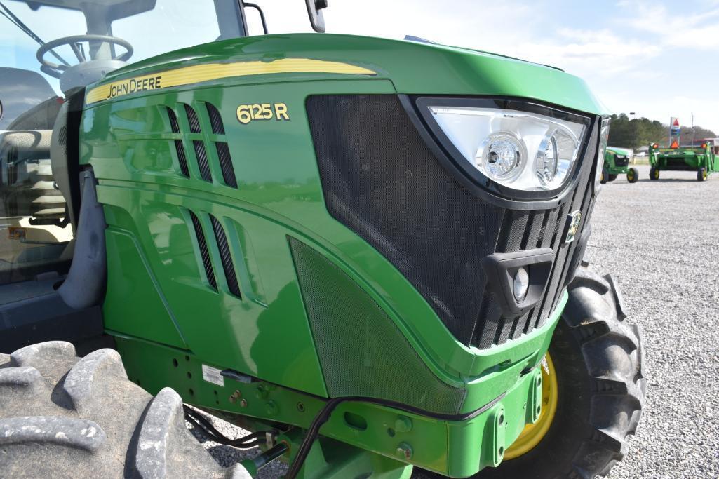 2015 John Deere 6125R MFWD tractor