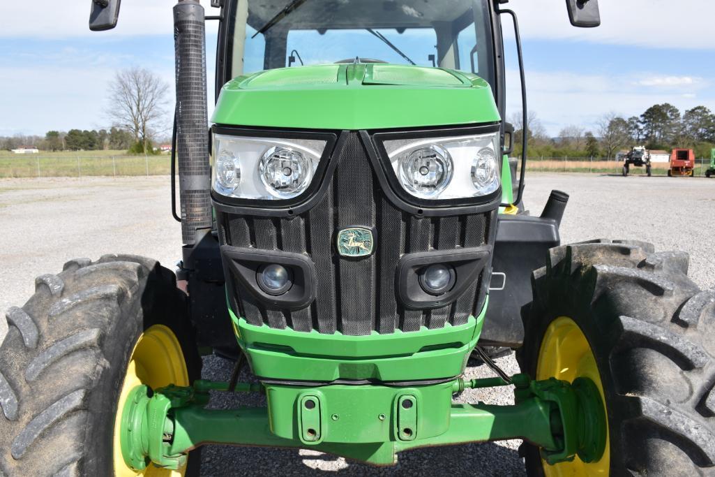 2015 John Deere 6125R MFWD tractor