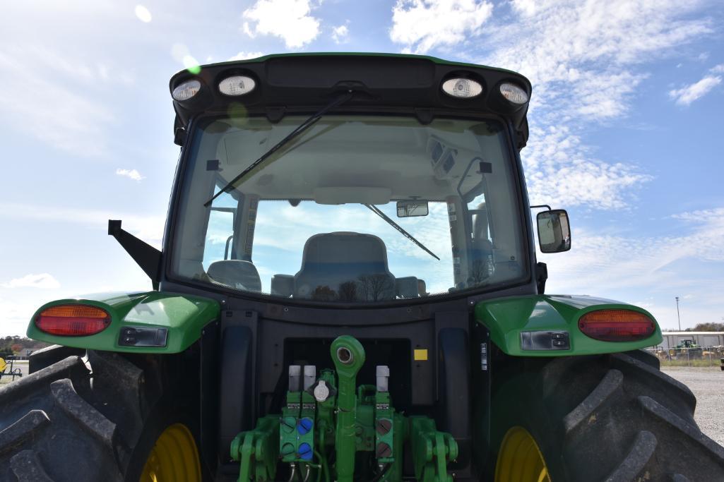 2015 John Deere 6125R MFWD tractor