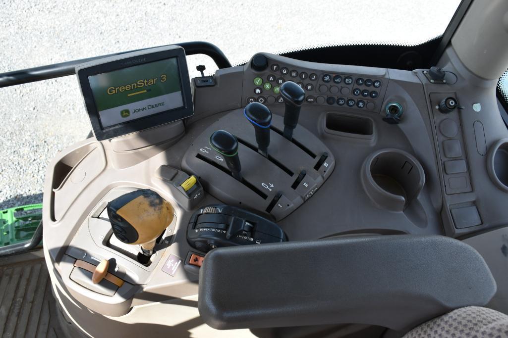 2015 John Deere 6125R MFWD tractor