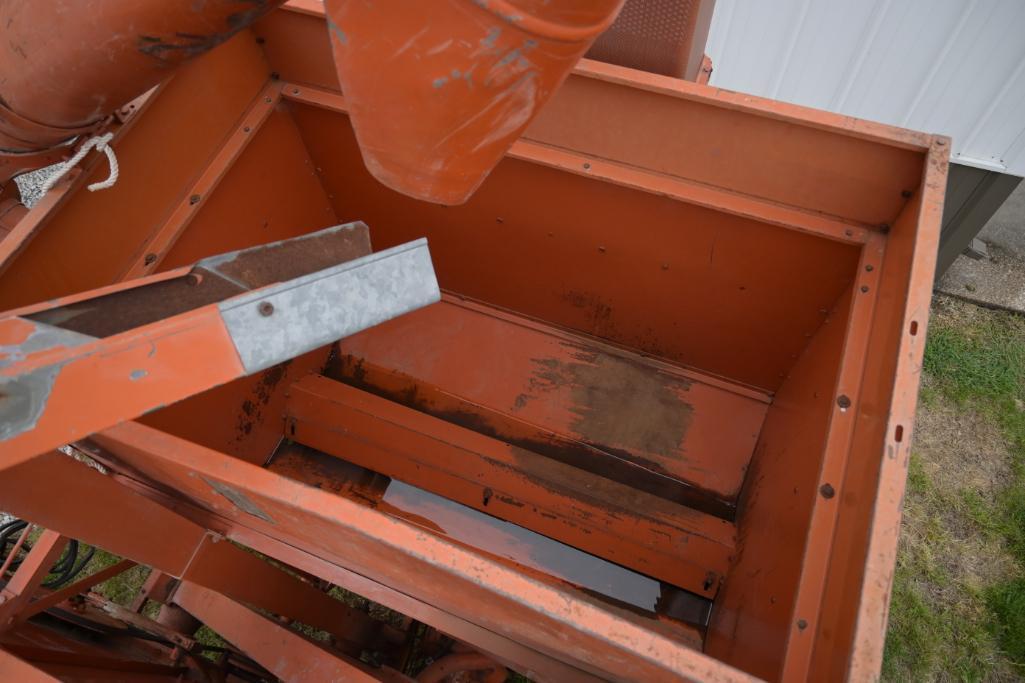 1958 Allis-Chalmers Super 100 combine