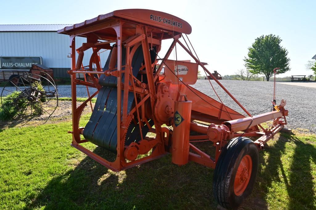 Allis-Chalmers pull-type Roto-baler