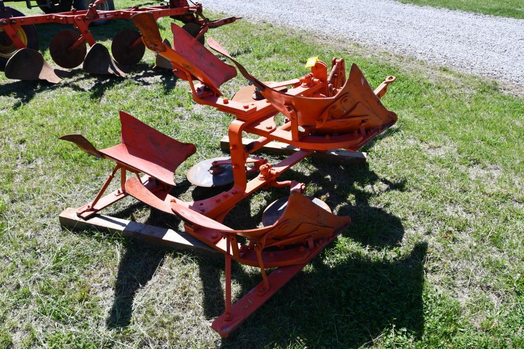 Allis-Chalmers 2-16 rollover plow