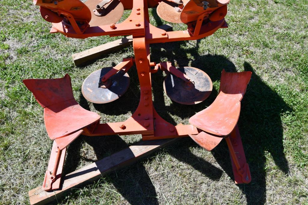 Allis-Chalmers 2-16 rollover plow