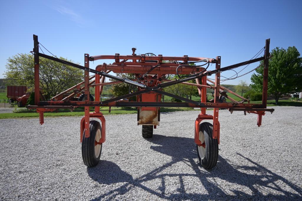Allis-Chalmers 2300 self-propelled sprayer
