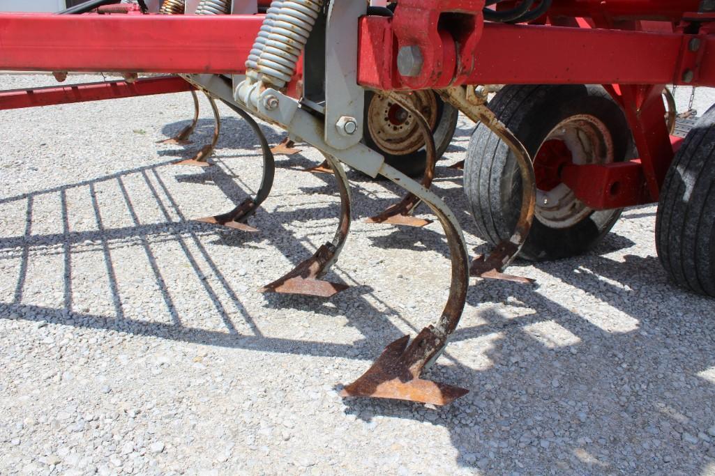 Wil-Rich 28' field cultivator