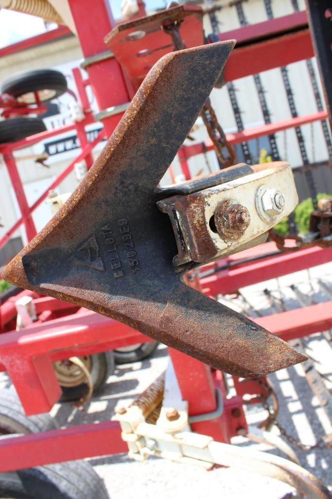 Wil-Rich 28' field cultivator