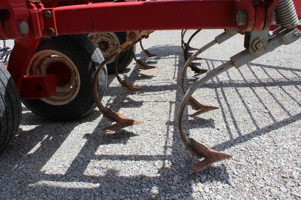 Wil-Rich 28' field cultivator