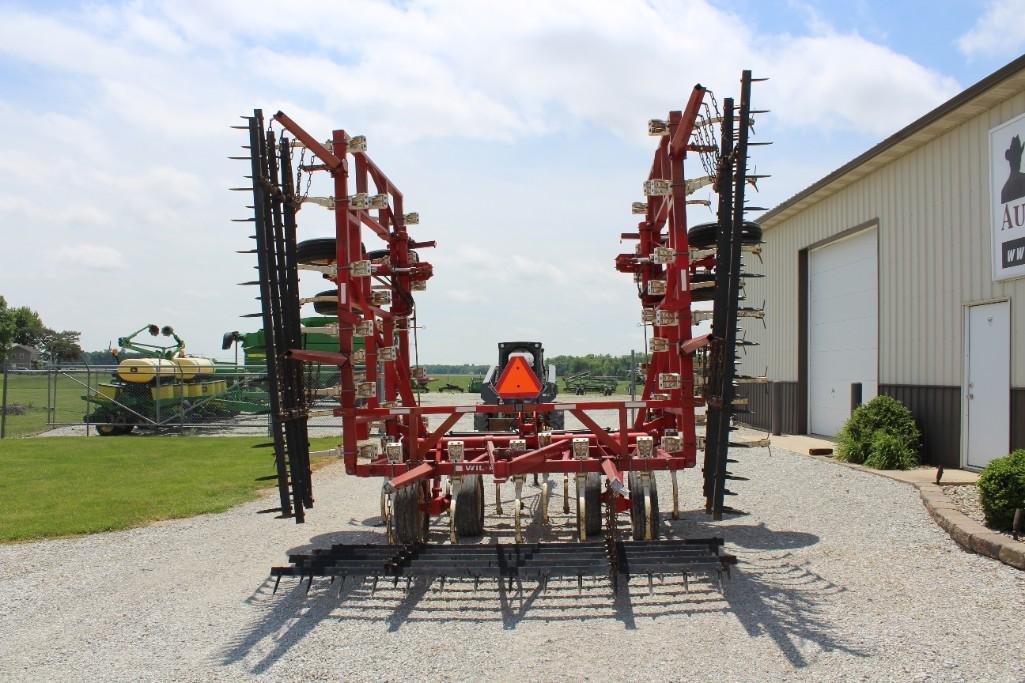 Wil-Rich 28' field cultivator