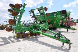 2013 John Deere 2510C 13-knife NH3 applicator applicator