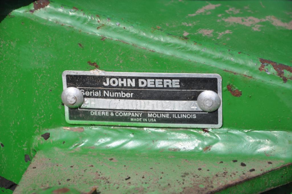John Deere 7200 16 row 30" planter