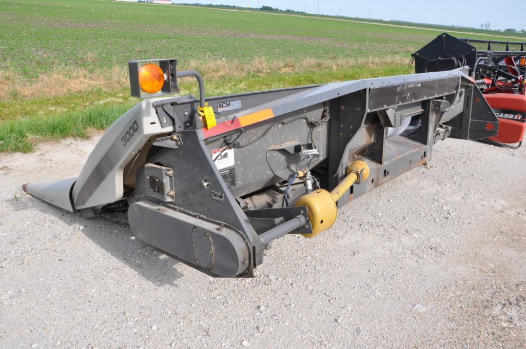 2010 AGCO 3000 6 row 30" corn head