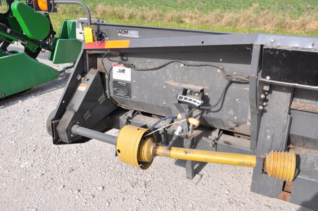 2010 AGCO 3000 6 row 30" corn head