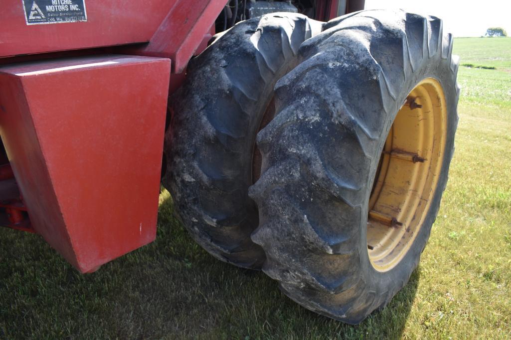 Versatile 555 4wd tractor