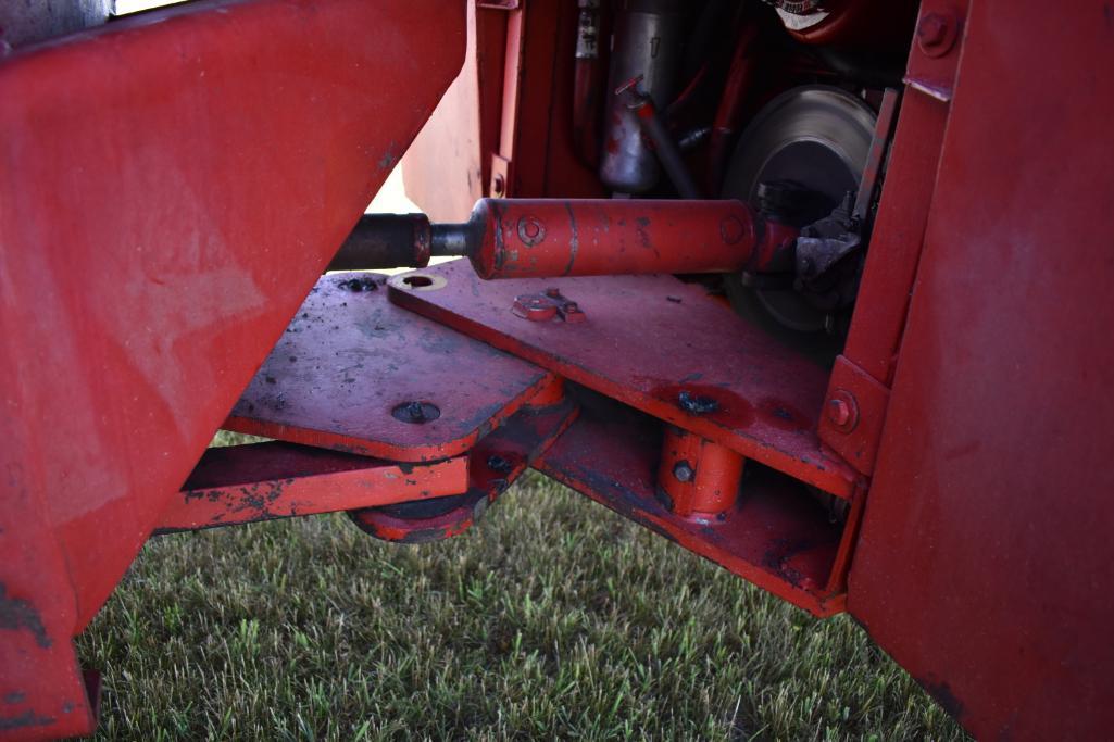 Versatile 555 4wd tractor