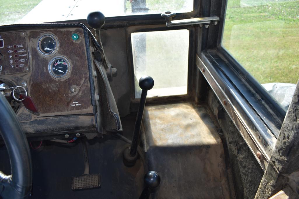 Versatile 555 4wd tractor