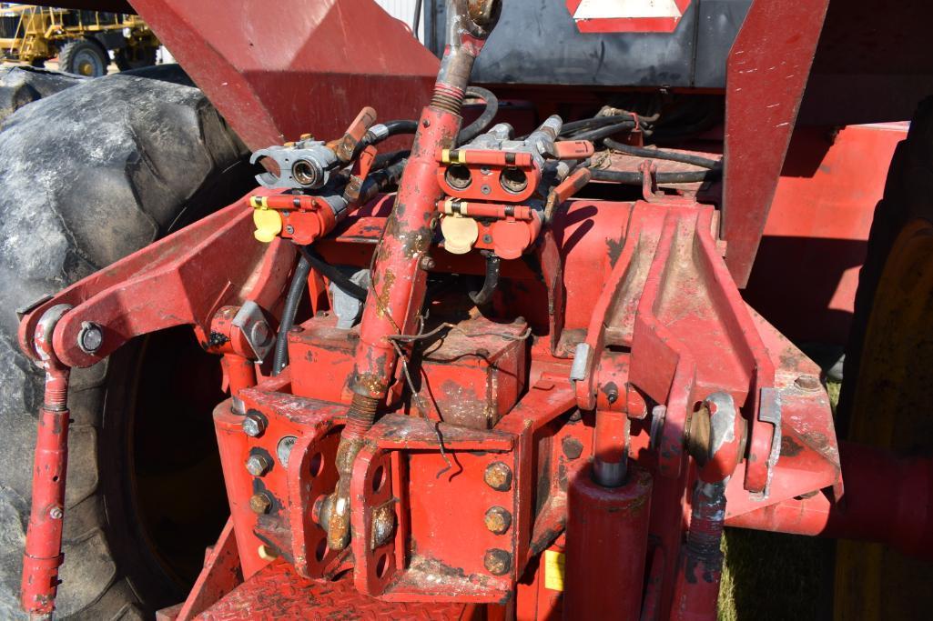 Versatile 555 4wd tractor