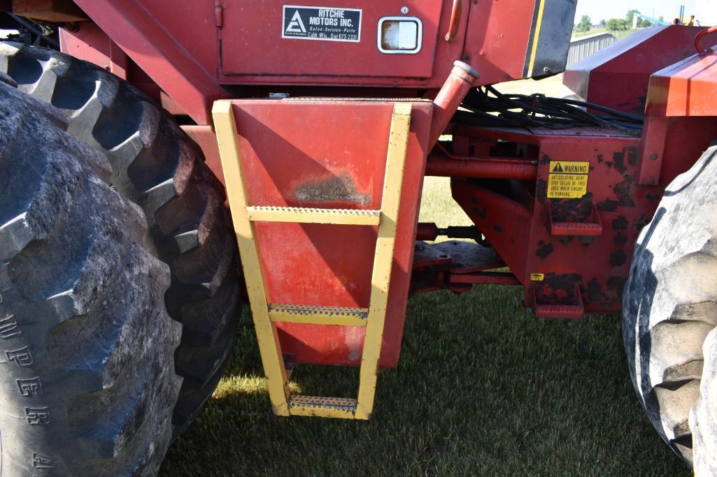 Versatile 555 4wd tractor