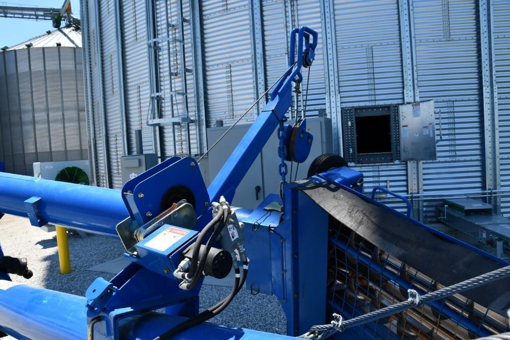 2009 Brandt 13"x70' swing away grain auger