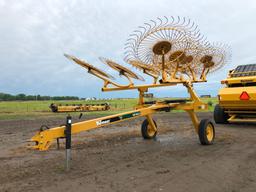 Vermeer VR1022 10-wheel hay rake
