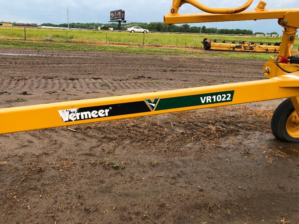 Vermeer VR1022 10-wheel hay rake