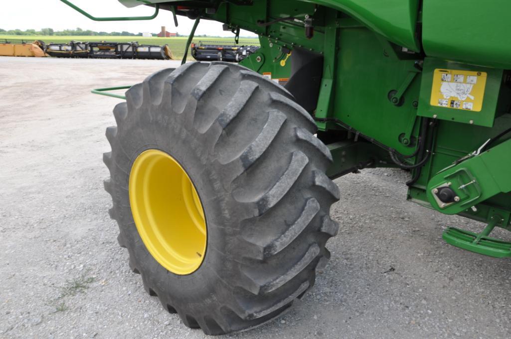 2008 John Deere 9770 STS 2wd combine