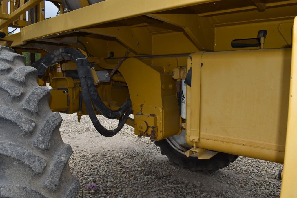 2002 AgChem RoGator 1254 self-propelled sprayer