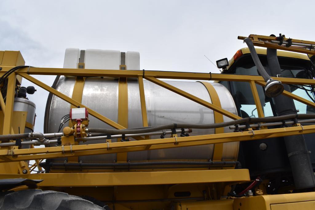 2002 AgChem RoGator 1254 self-propelled sprayer