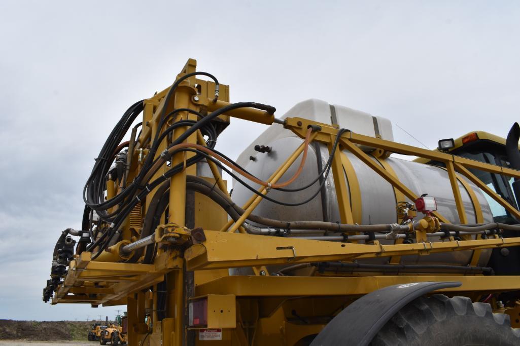 2002 AgChem RoGator 1254 self-propelled sprayer