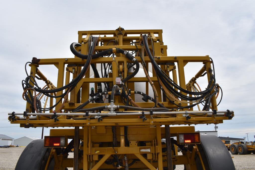 2002 AgChem RoGator 1254 self-propelled sprayer