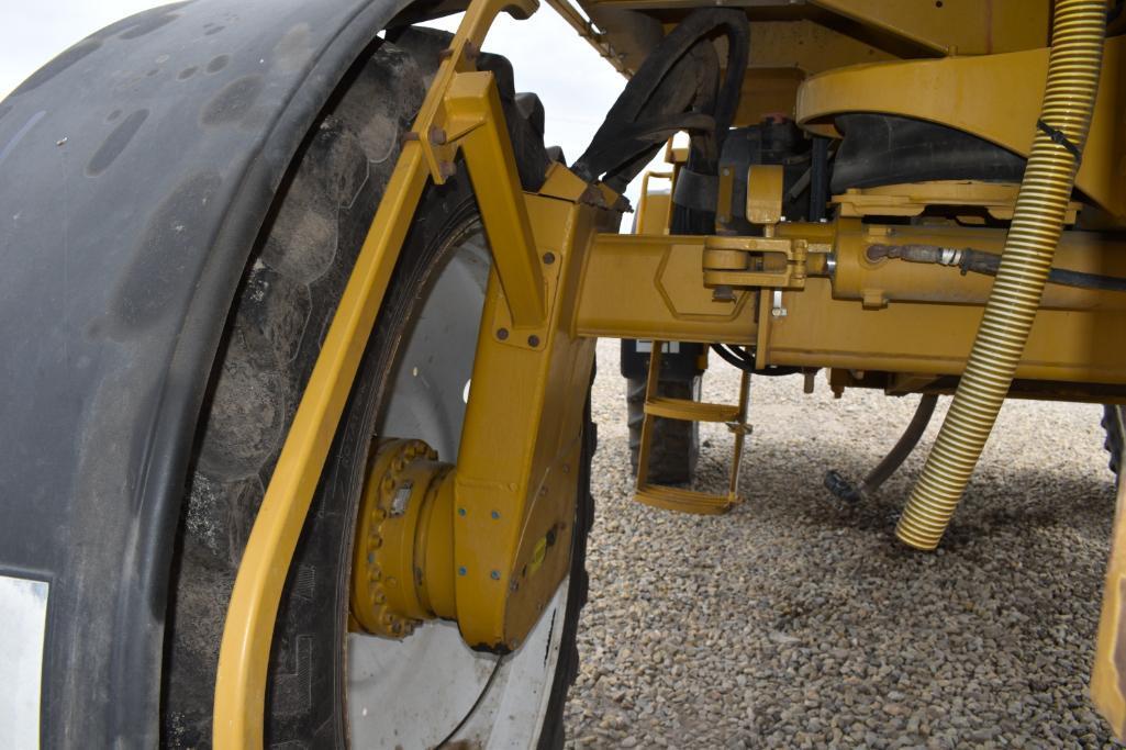 2002 AgChem RoGator 1254 self-propelled sprayer