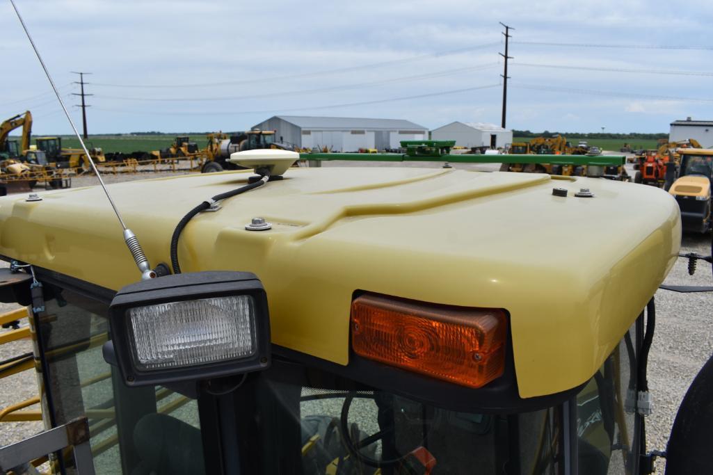 2002 AgChem RoGator 1254 self-propelled sprayer