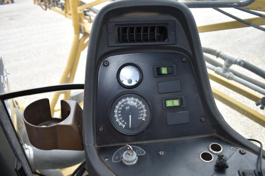 2002 AgChem RoGator 1254 self-propelled sprayer