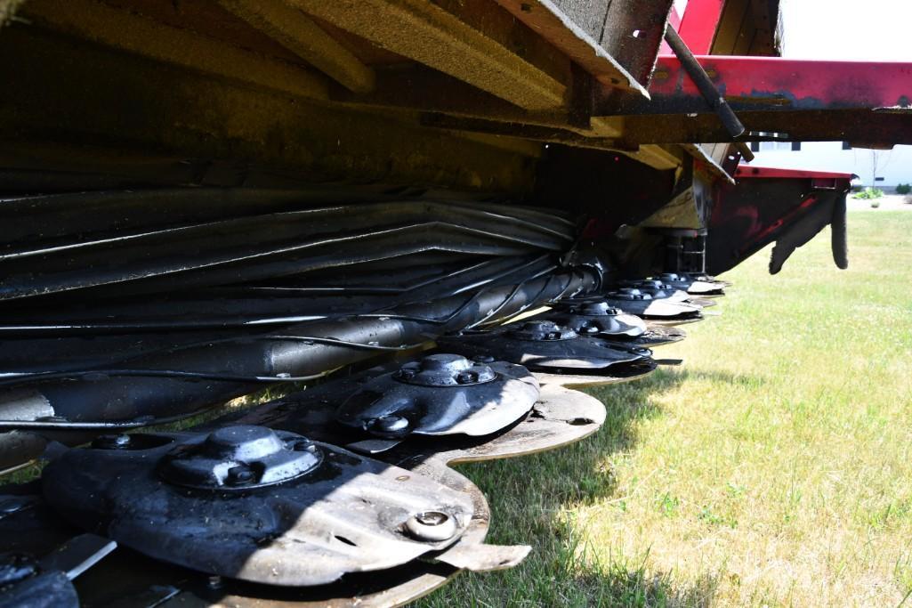 Massey Ferguson 9860 self-propelled mower conditioner