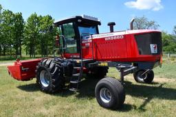 Massey Ferguson 9860 self-propelled mower conditioner
