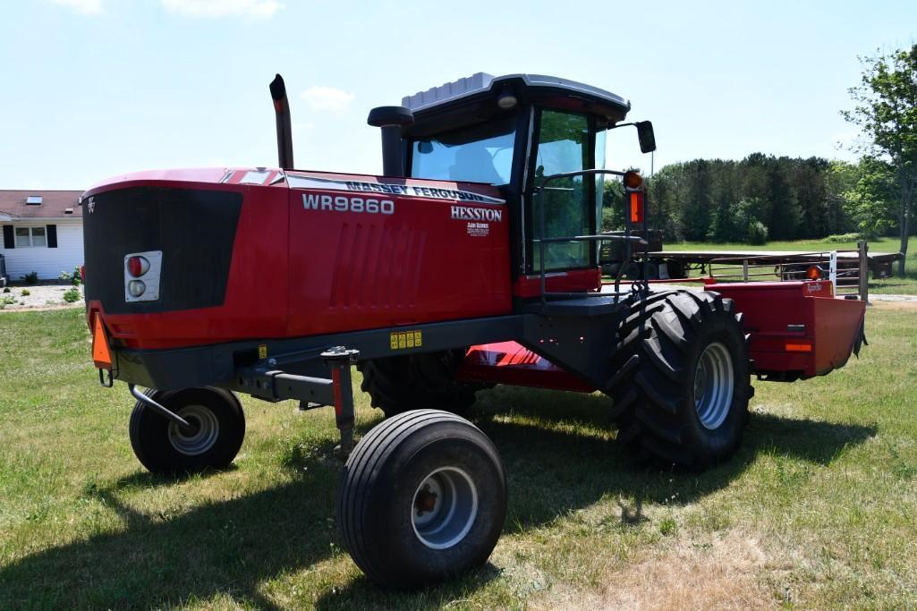 Massey Ferguson 9860 self-propelled mower conditioner