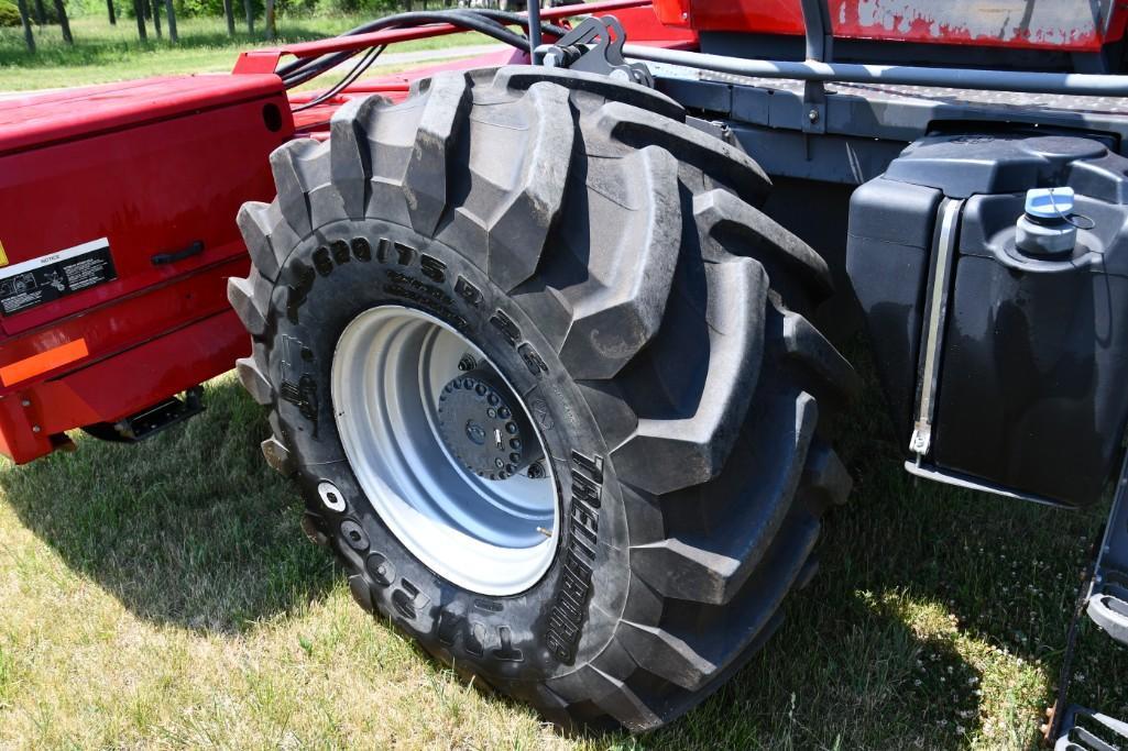 Massey Ferguson 9860 self-propelled mower conditioner