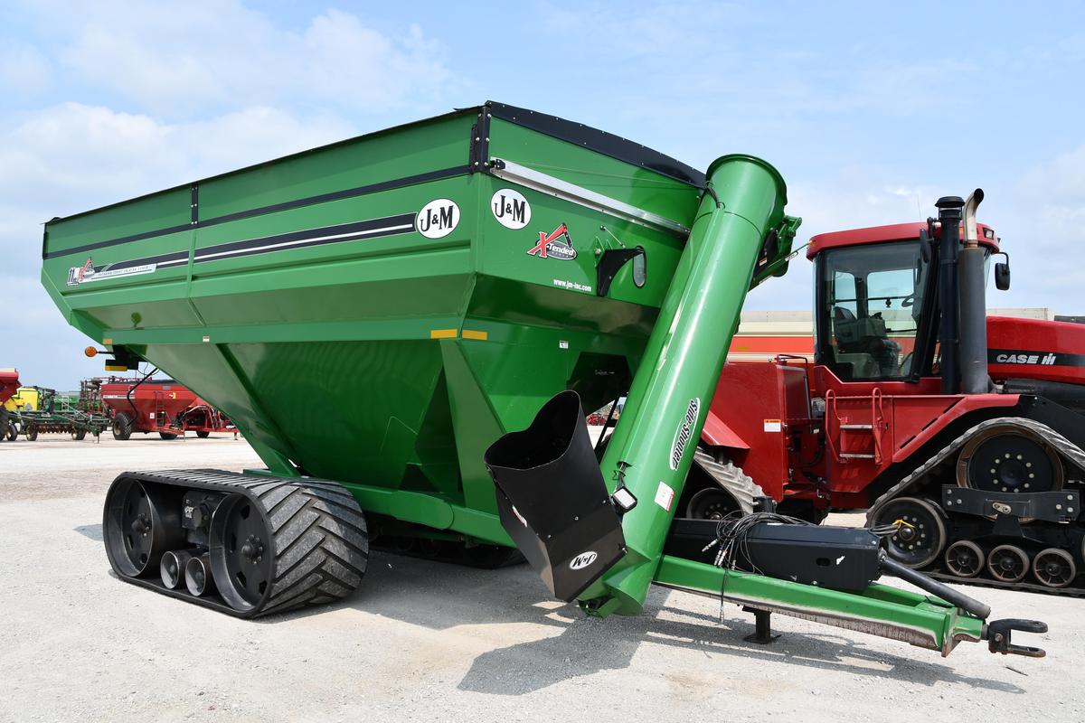 2015 J&M 1110 grain cart
