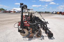 Case-IH 2500 6 shank 3-pt. strip till bar