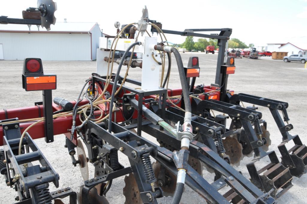 Case-IH 2500 6 shank 3-pt. strip till bar