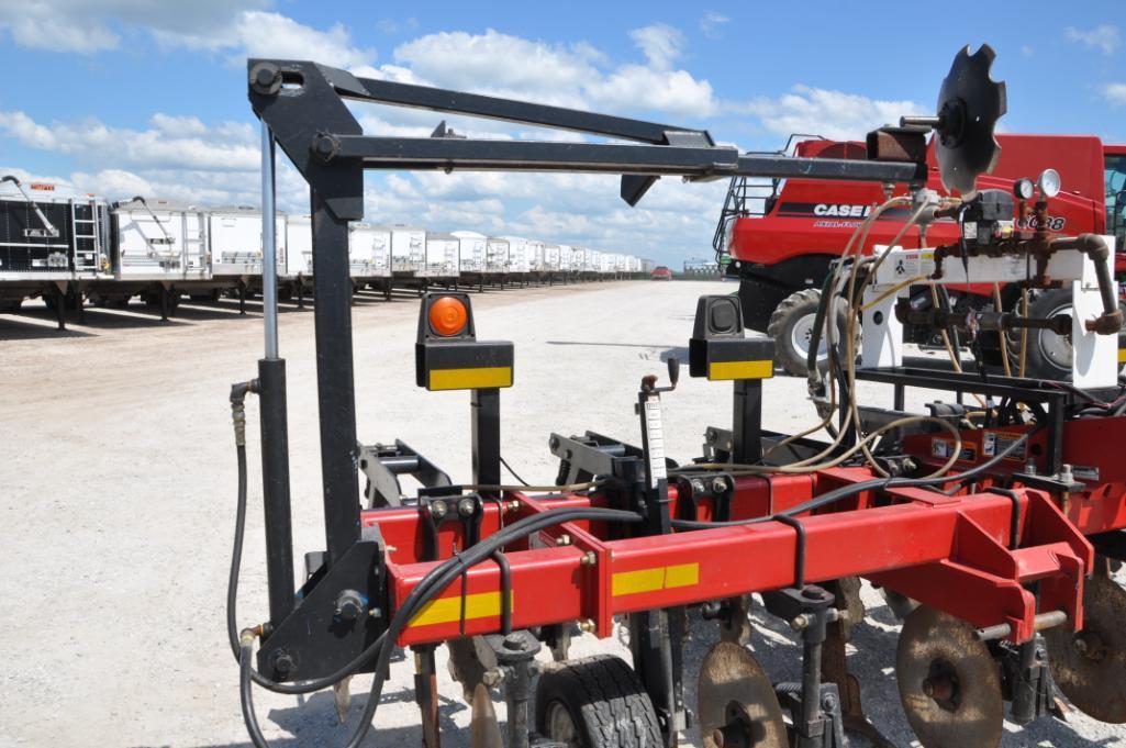 Case-IH 2500 6 shank 3-pt. strip till bar