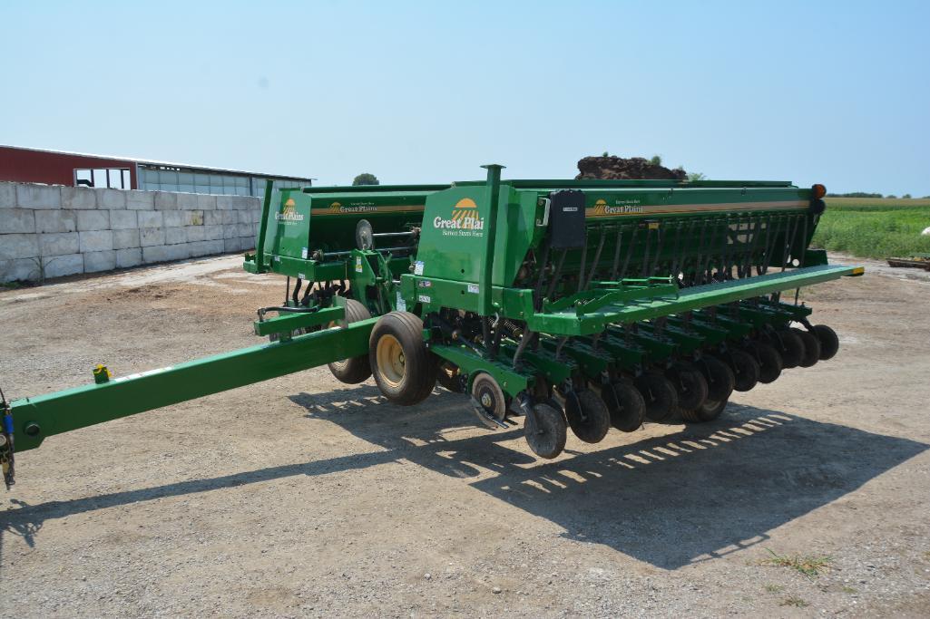 Great Plains 2S-2600-4275 26' front fold grain drill