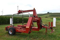 Kverneland Taarup 7664 bale wrapper